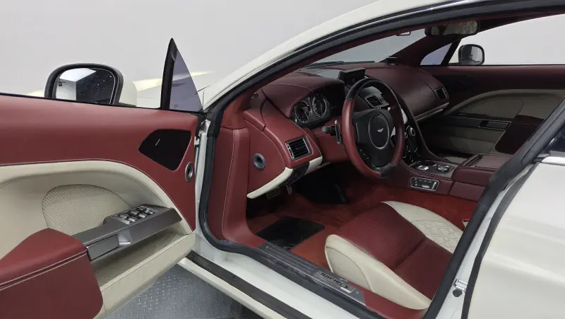 Aston Martin Rapide