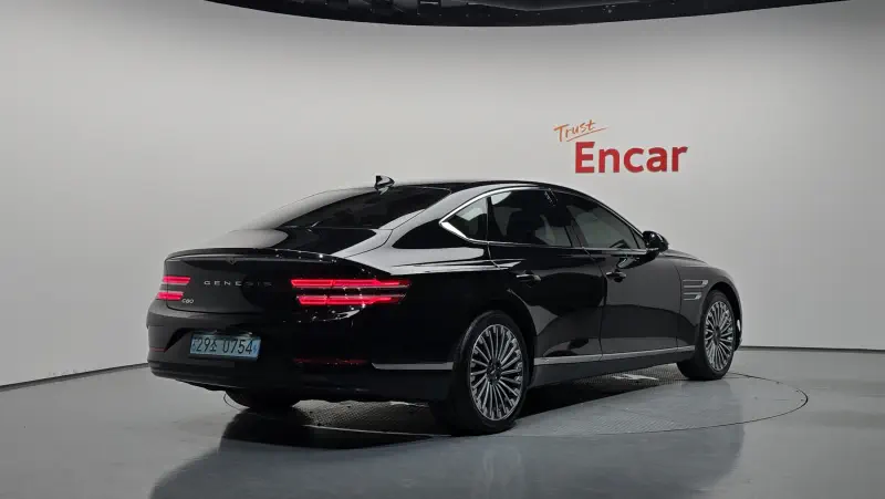 Genesis Electrified G80