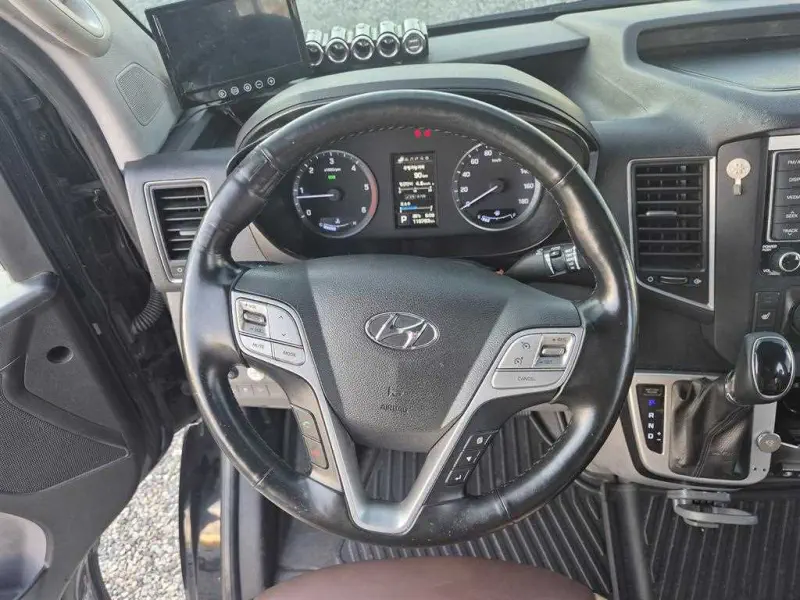 Hyundai H1