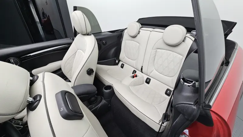 MINI Cabrio