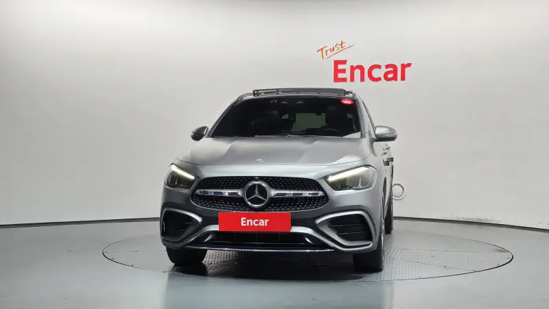 Mercedes-Benz GLA-Class