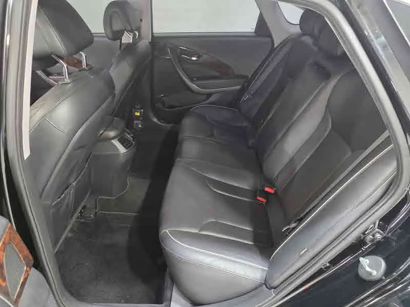 Hyundai Aslan
