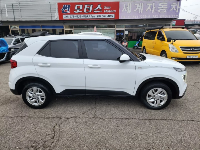 Hyundai Venue