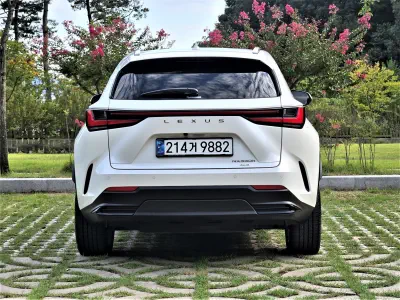 Lexus NX350h