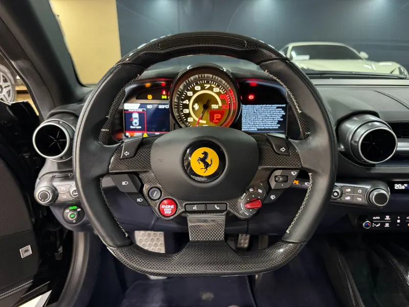 Ferrari 812