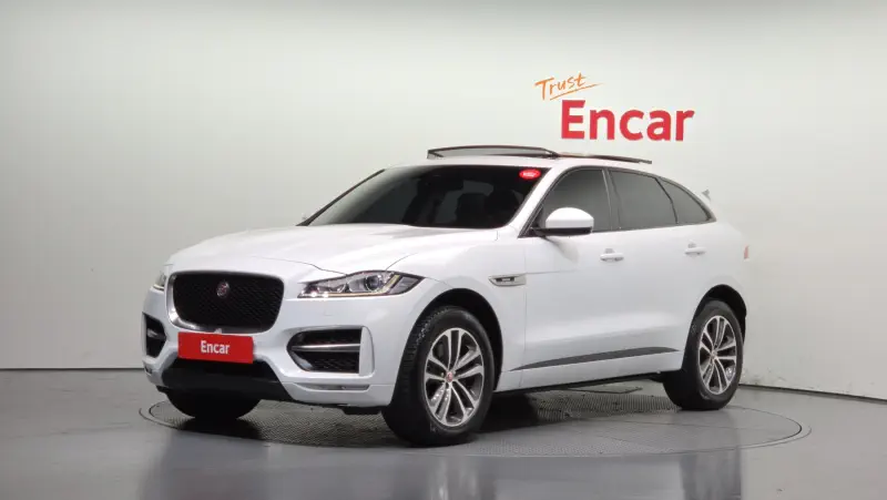 Jaguar F-Pace
