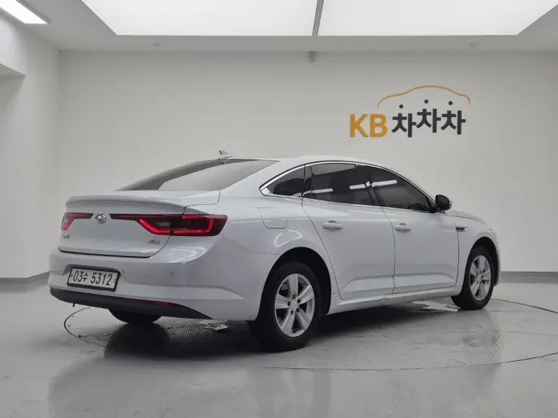 Renault Samsung SM6