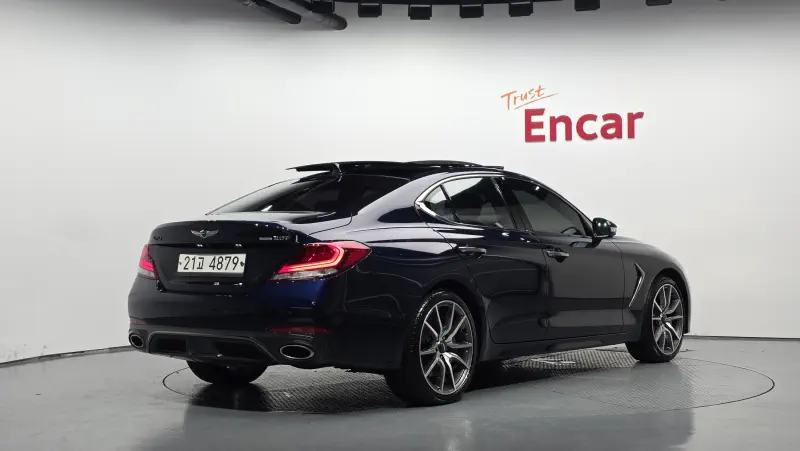 Genesis G70