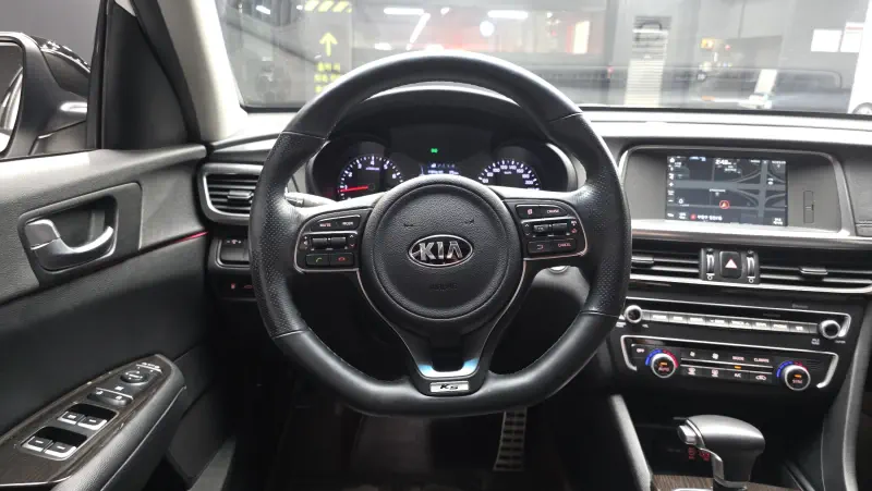 Kia K5