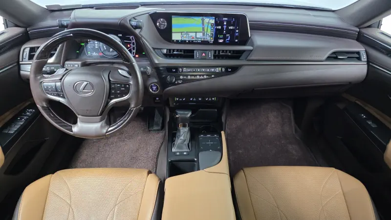 Lexus ES300h