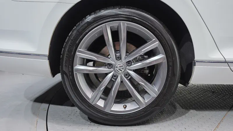 Volkswagen Passat GT