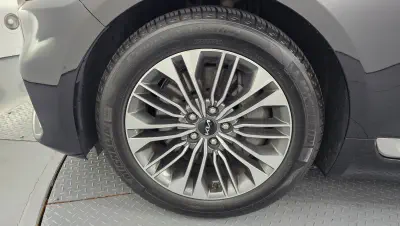 Kia K9