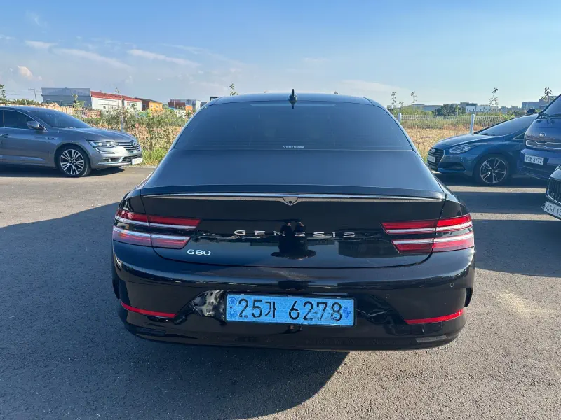 Genesis Electrified G80