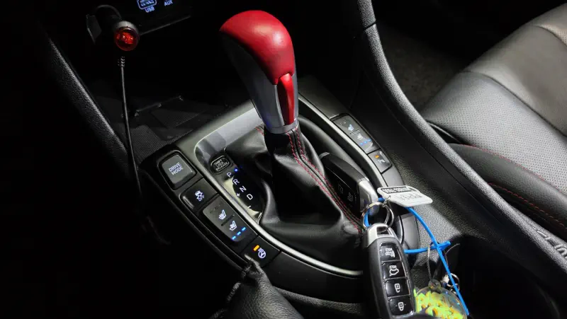 Hyundai Veloster