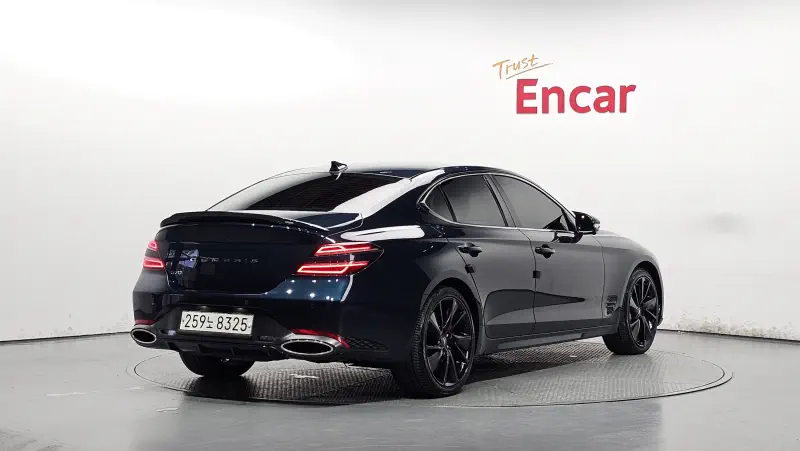 Genesis G70