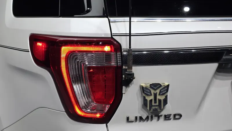 Ford EXPLORER