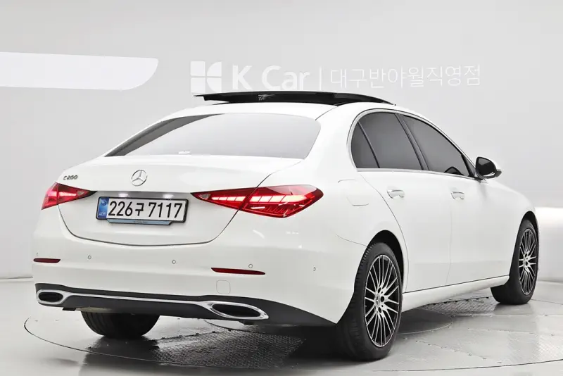Mercedes-Benz C-Class