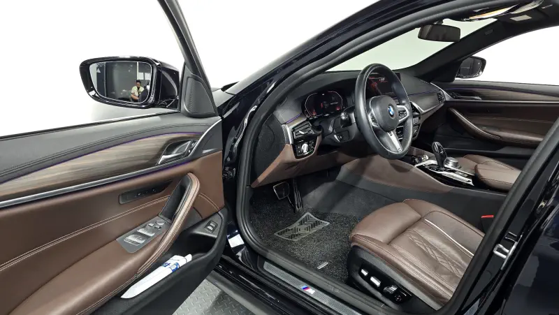 BMW 5-Series