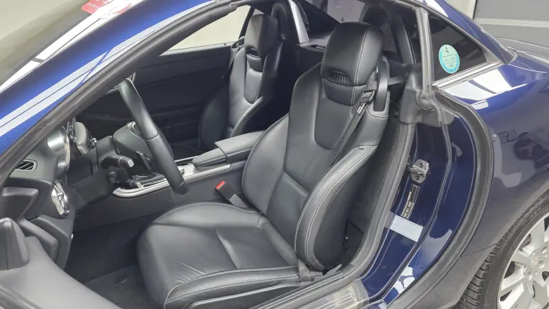 Mercedes-Benz SLK-Class
