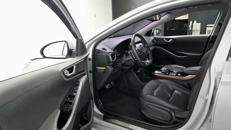 Hyundai Ioniq