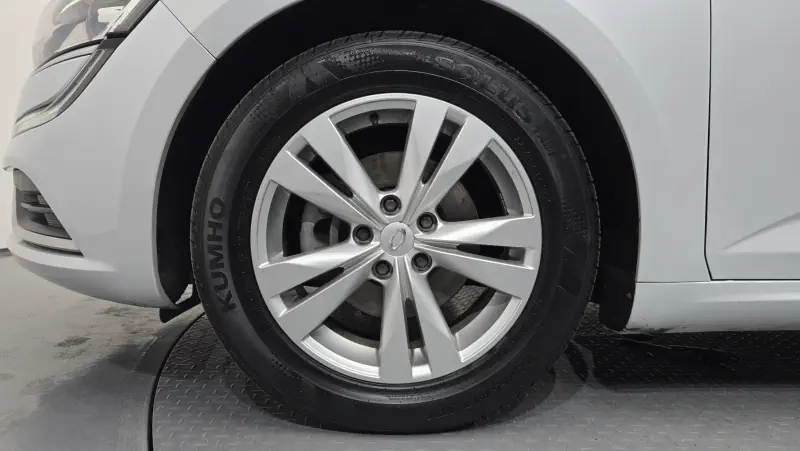 Renault Samsung SM6