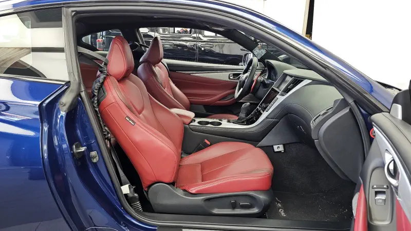Infiniti Q60