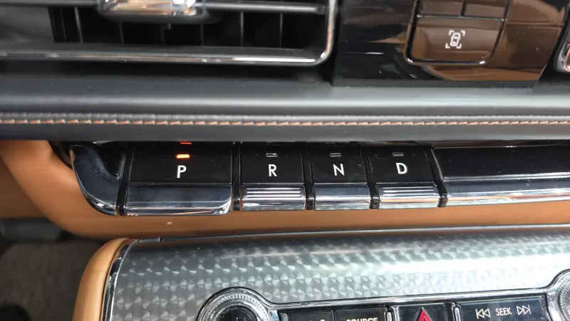 Lincoln Aviator