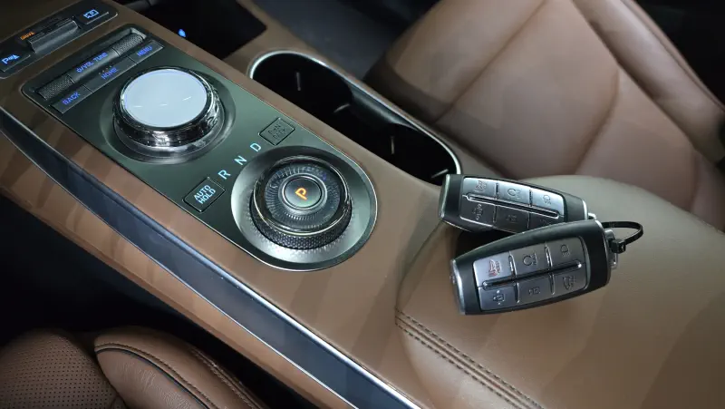Genesis GV70