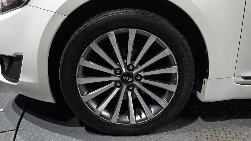 Kia K7