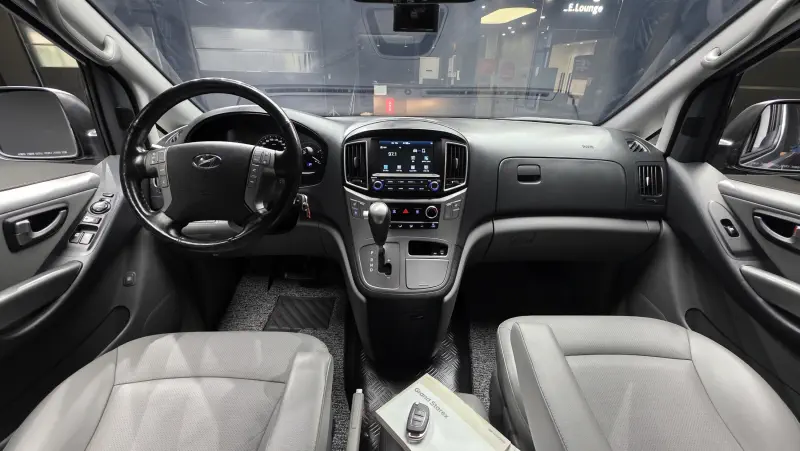 Hyundai Grand Starex