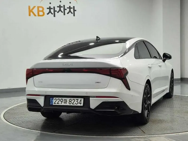 Kia K5
