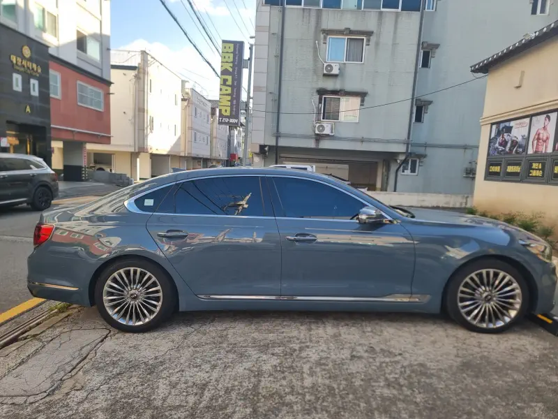 Kia K9