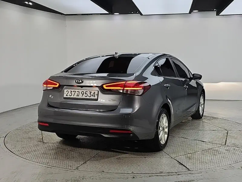 Kia K3