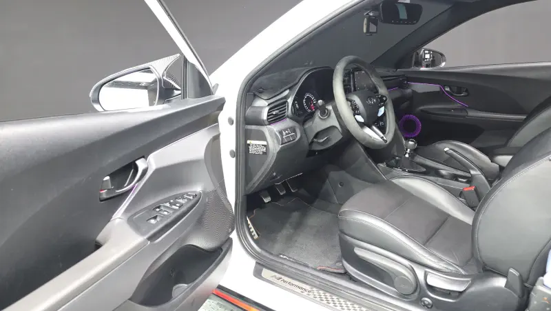 Hyundai Veloster