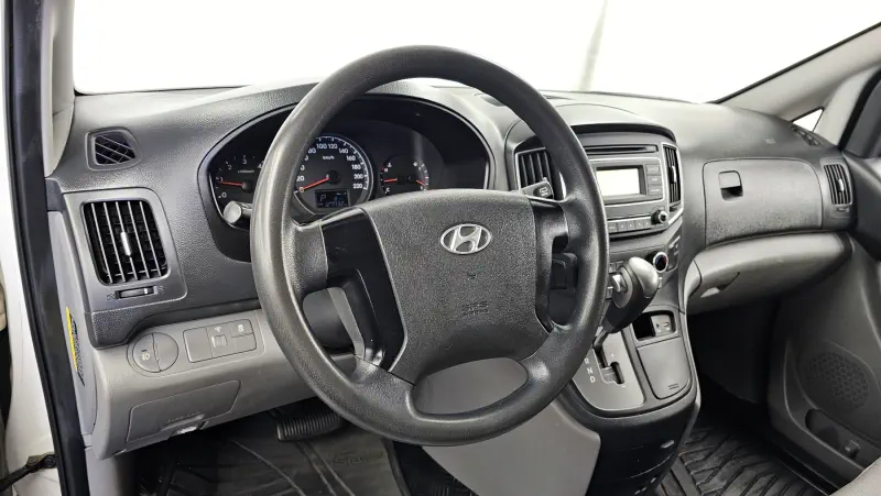 Hyundai Grand Starex