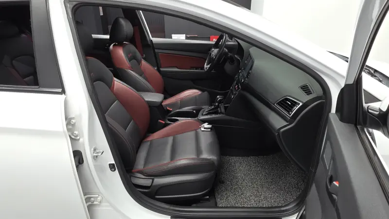 Купить Hyundai AVANTE Chungnam из Кореи