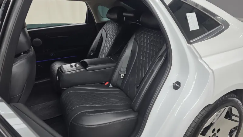 Genesis Electrified G80