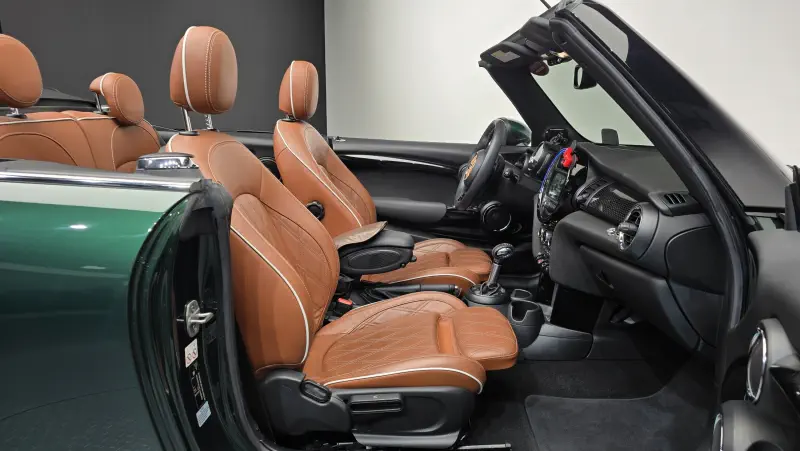 MINI Cabrio