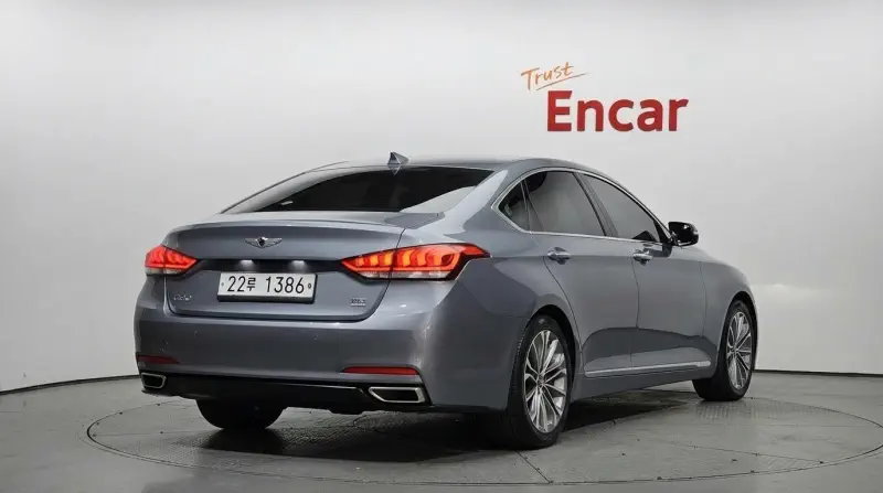 Hyundai Genesis