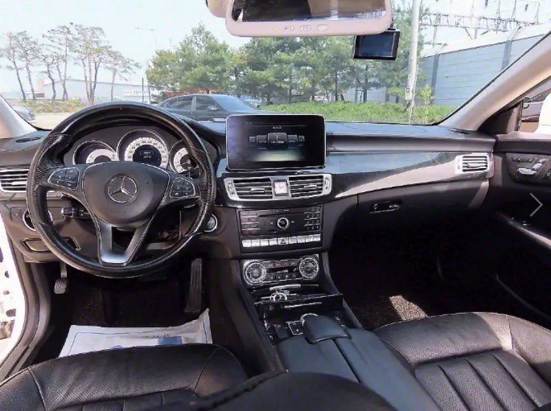 Mercedes-Benz CLS-Class