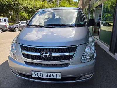 Hyundai Grand Starex