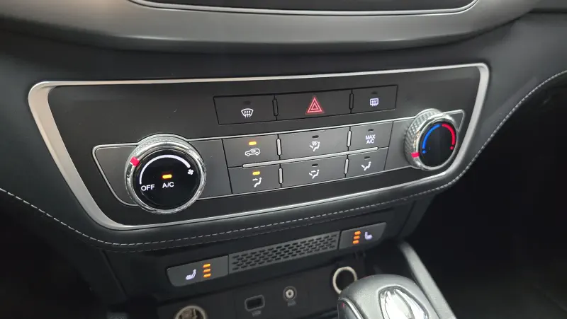 SsangYong Rexton Sports Khan