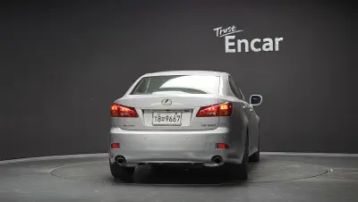 Lexus IS250