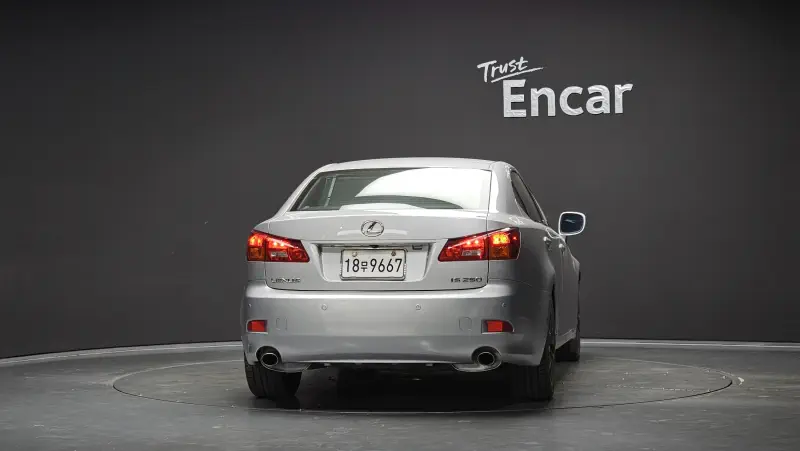 Lexus IS250