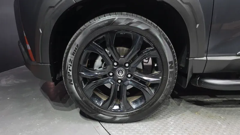 SsangYong Rexton Sports Khan
