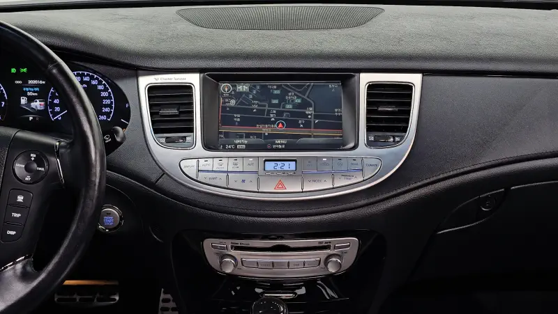 Hyundai Genesis