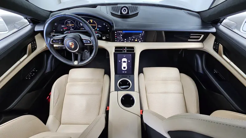 Porsche Taycan