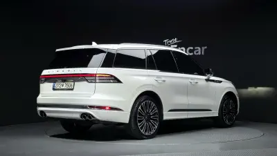 Lincoln Aviator