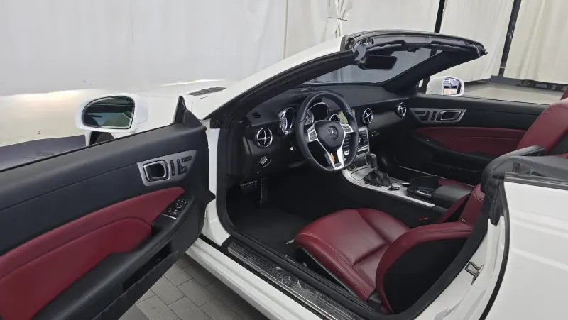 Mercedes-Benz SLK-Class
