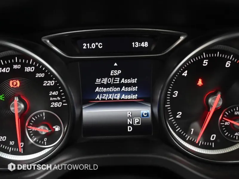 Mercedes-Benz GLA-Class